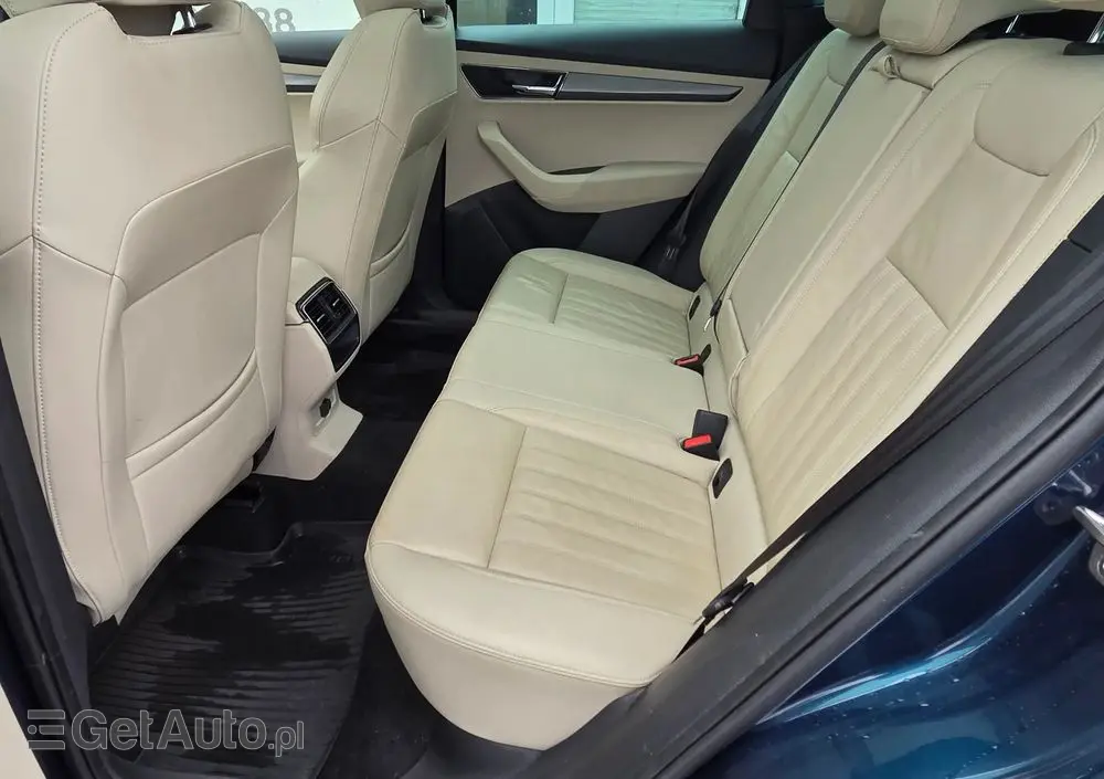 SKODA Karoq 2.0 TDI SCR 4x4 Style DSG