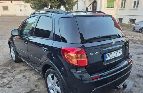 SUZUKI SX4 