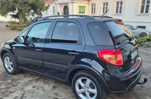 SUZUKI SX4 