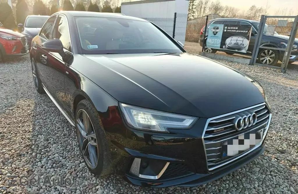 AUDI A4 