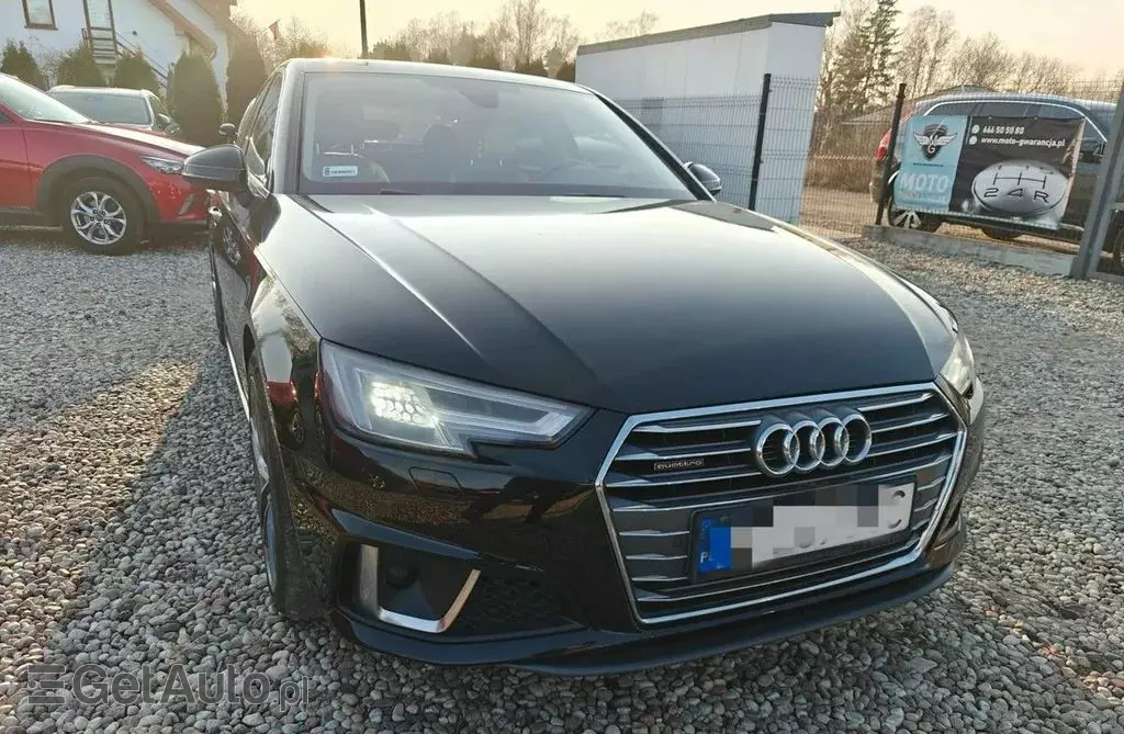 AUDI A4 