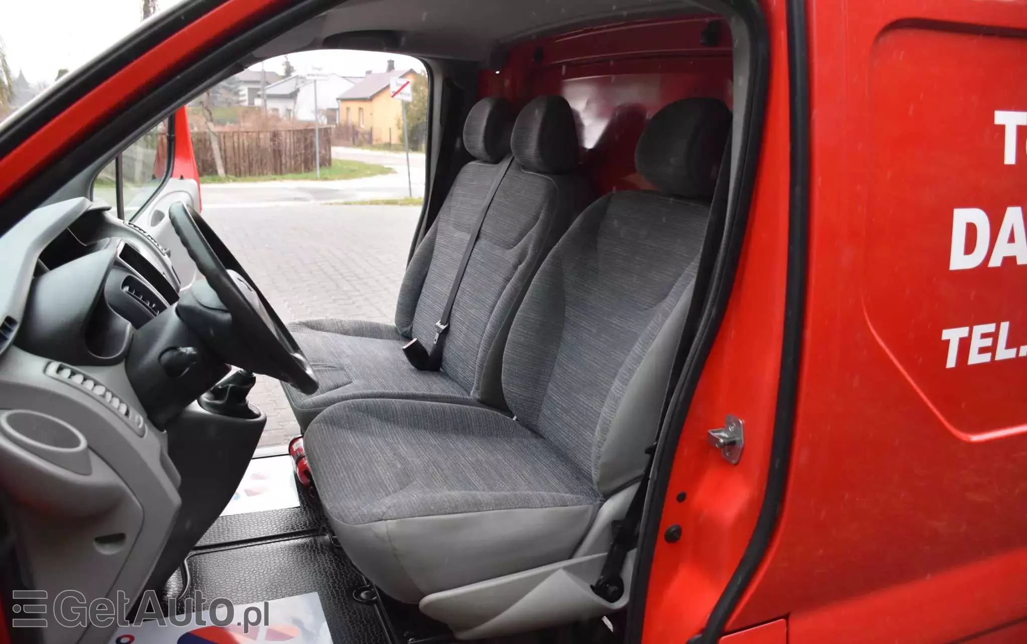 RENAULT Trafic 