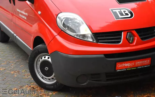 RENAULT Trafic 