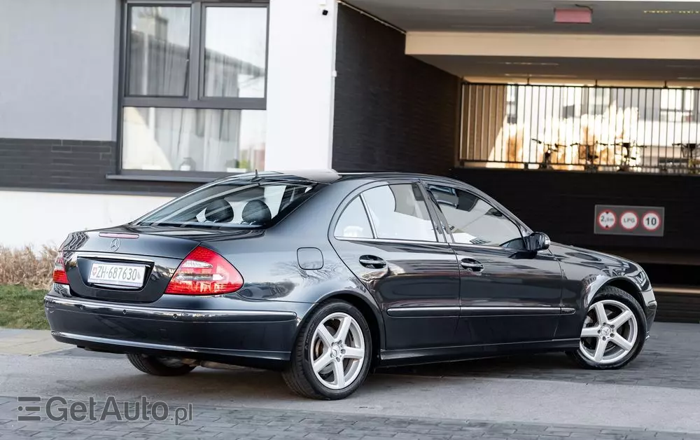 MERCEDES-BENZ Klasa E 