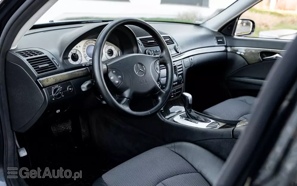 MERCEDES-BENZ Klasa E 