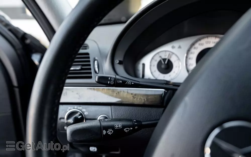 MERCEDES-BENZ Klasa E 