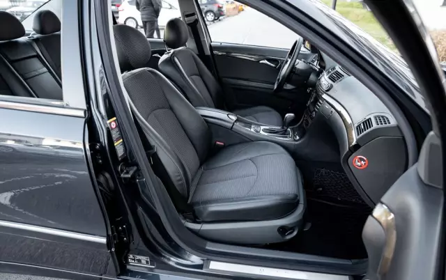 MERCEDES-BENZ Klasa E 