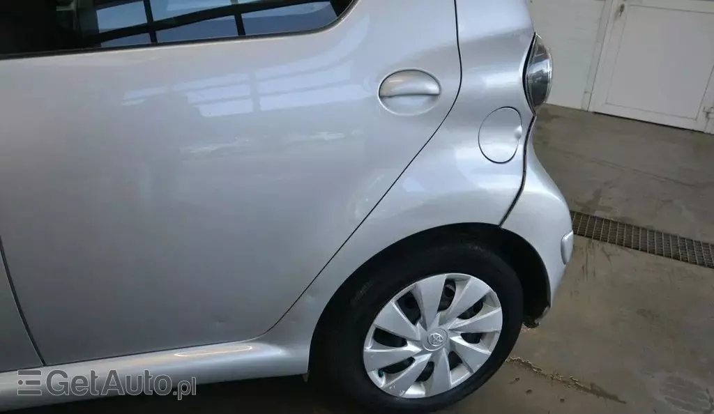 TOYOTA Aygo 