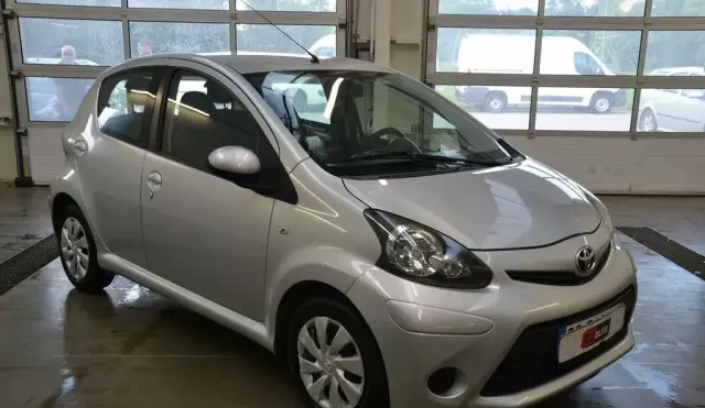 TOYOTA Aygo 