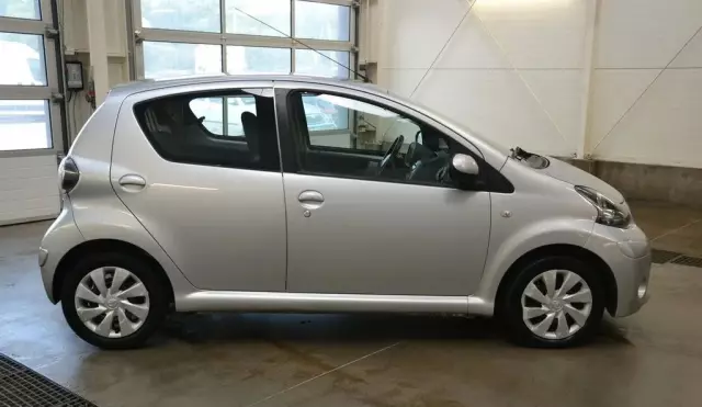 TOYOTA Aygo 