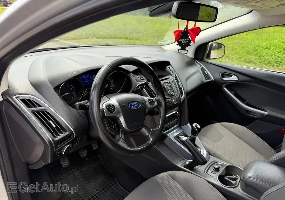 FORD Focus 1.0 EcoBoost Start-Stopp-System Titanium