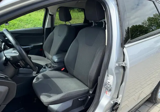 FORD Focus 1.0 EcoBoost Start-Stopp-System Titanium