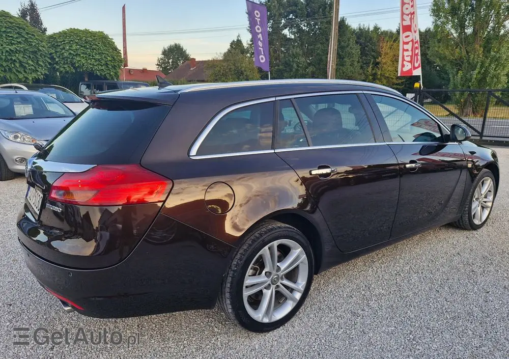 OPEL Insignia 