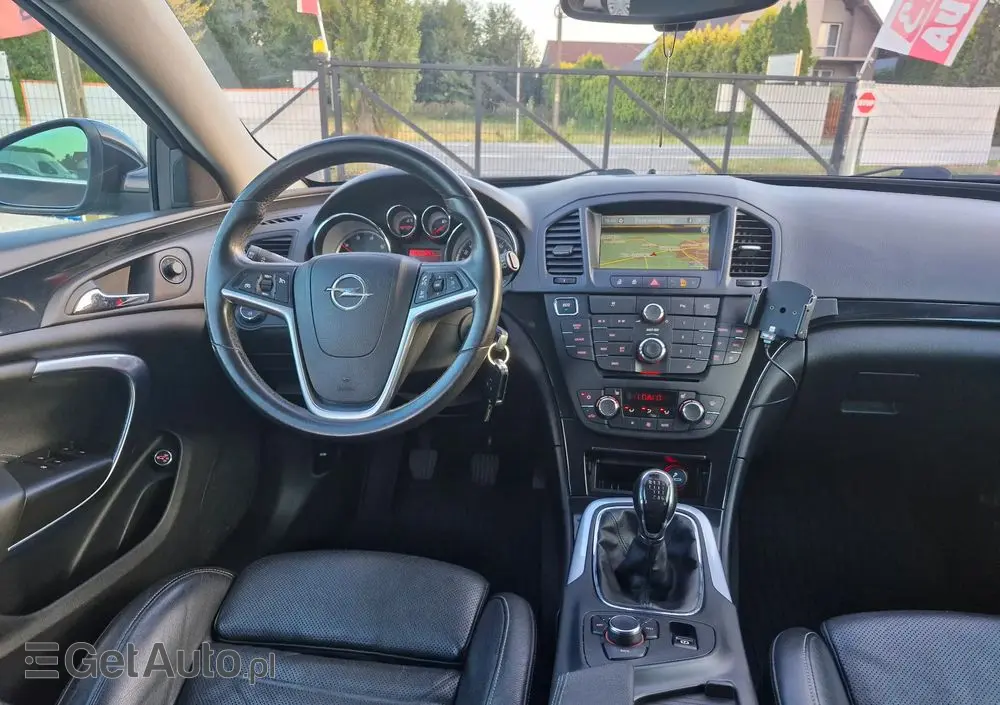 OPEL Insignia 