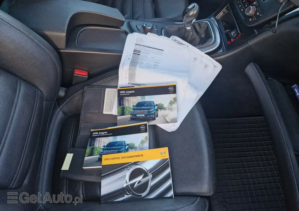 OPEL Insignia 