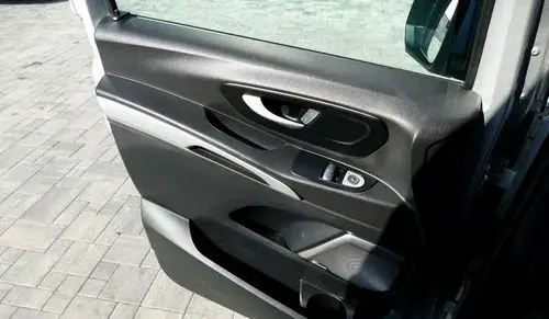 MERCEDES-BENZ Klasa V 