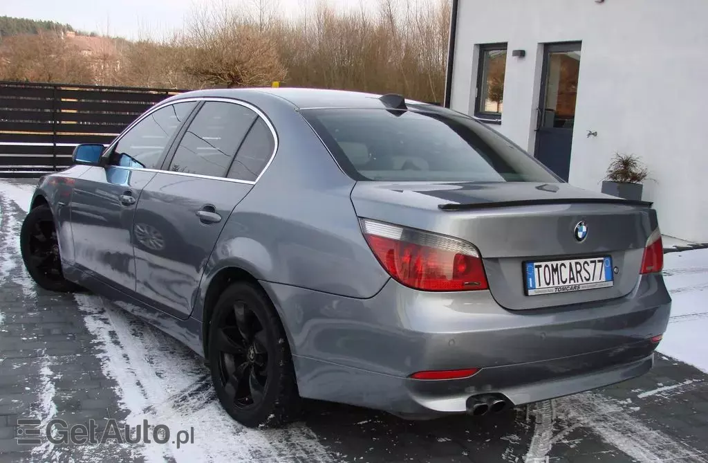 BMW Seria 5 525d (177 KM)