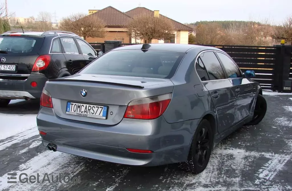 BMW Seria 5 525d (177 KM)