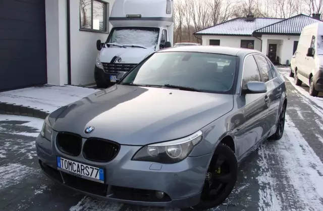 BMW Seria 5 525d (177 KM)