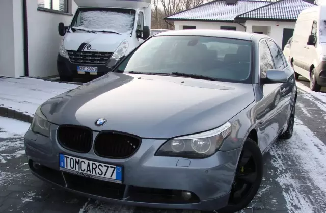 BMW Seria 5 525d (177 KM)