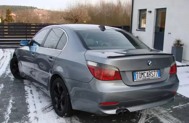 BMW Seria 5 525d (177 KM)