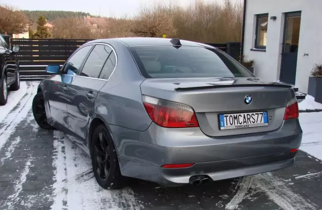 BMW Seria 5 525d (177 KM)