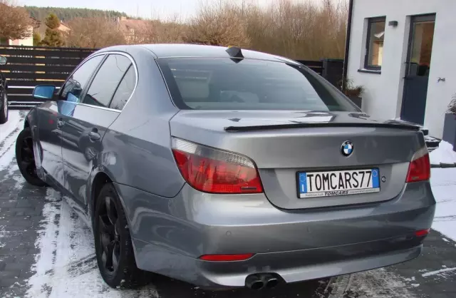 BMW Seria 5 525d (177 KM)