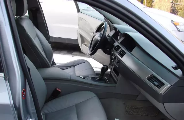 BMW Seria 5 525d (177 KM)