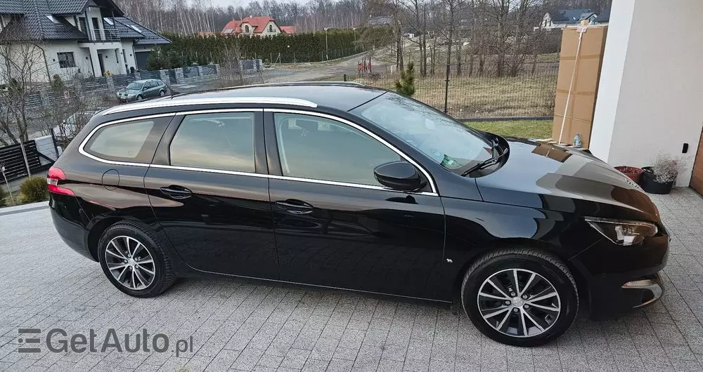 PEUGEOT 308 SW BlueHDi 120 Stop & Start Allure