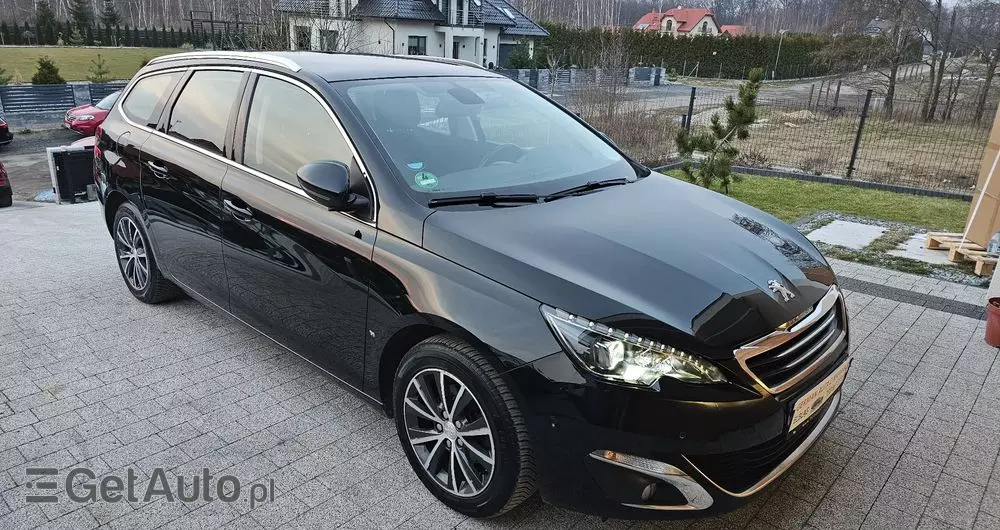PEUGEOT 308 SW BlueHDi 120 Stop & Start Allure