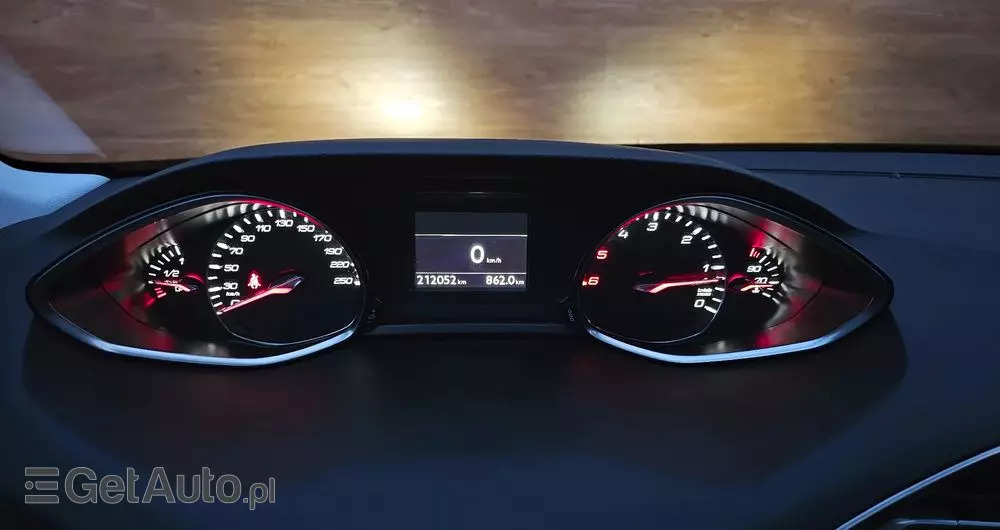 PEUGEOT 308 SW BlueHDi 120 Stop & Start Allure