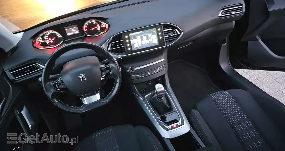 PEUGEOT 308 SW BlueHDi 120 Stop & Start Allure