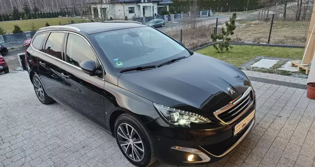 PEUGEOT 308 SW BlueHDi 120 Stop & Start Allure