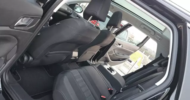 PEUGEOT 308 SW BlueHDi 120 Stop & Start Allure