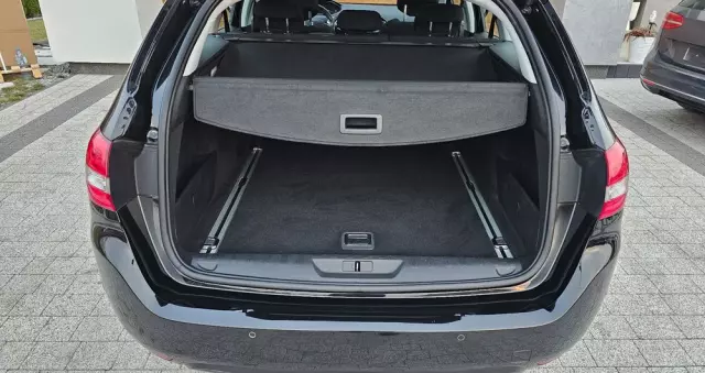 PEUGEOT 308 SW BlueHDi 120 Stop & Start Allure