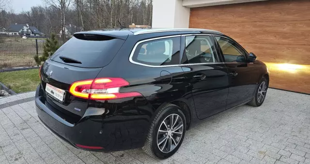 PEUGEOT 308 SW BlueHDi 120 Stop & Start Allure