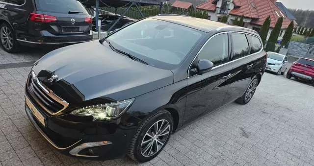 PEUGEOT 308 SW BlueHDi 120 Stop & Start Allure