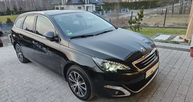 PEUGEOT 308 SW BlueHDi 120 Stop & Start Allure