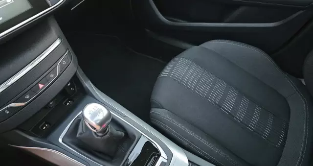 PEUGEOT 308 SW BlueHDi 120 Stop & Start Allure