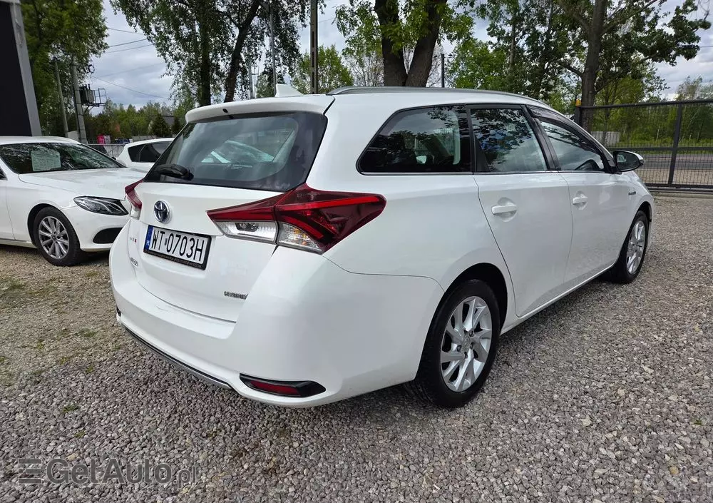 TOYOTA Auris 1.8 VVT-i Hybrid Automatik Touring Sports Edition