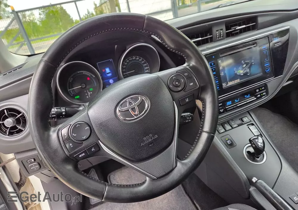 TOYOTA Auris 1.8 VVT-i Hybrid Automatik Touring Sports Edition
