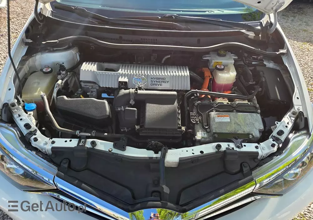 TOYOTA Auris 1.8 VVT-i Hybrid Automatik Touring Sports Edition