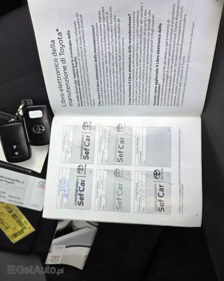 TOYOTA Auris 1.8 VVT-i Hybrid Automatik Touring Sports Edition