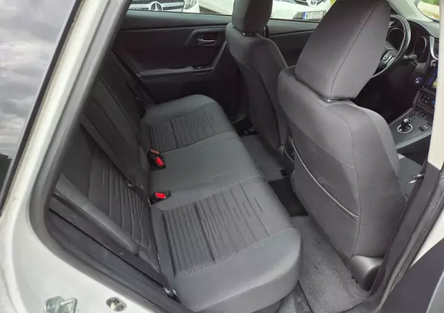 TOYOTA Auris 1.8 VVT-i Hybrid Automatik Touring Sports Edition