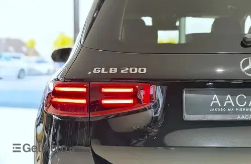 MERCEDES-BENZ GLB 