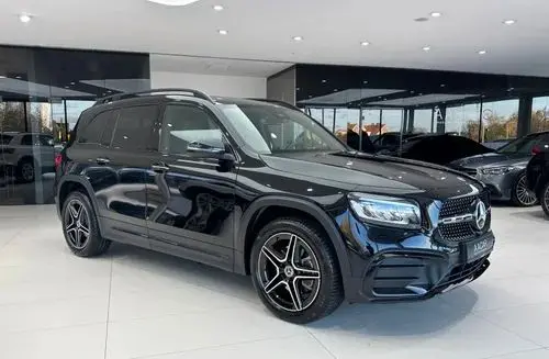 MERCEDES-BENZ GLB 