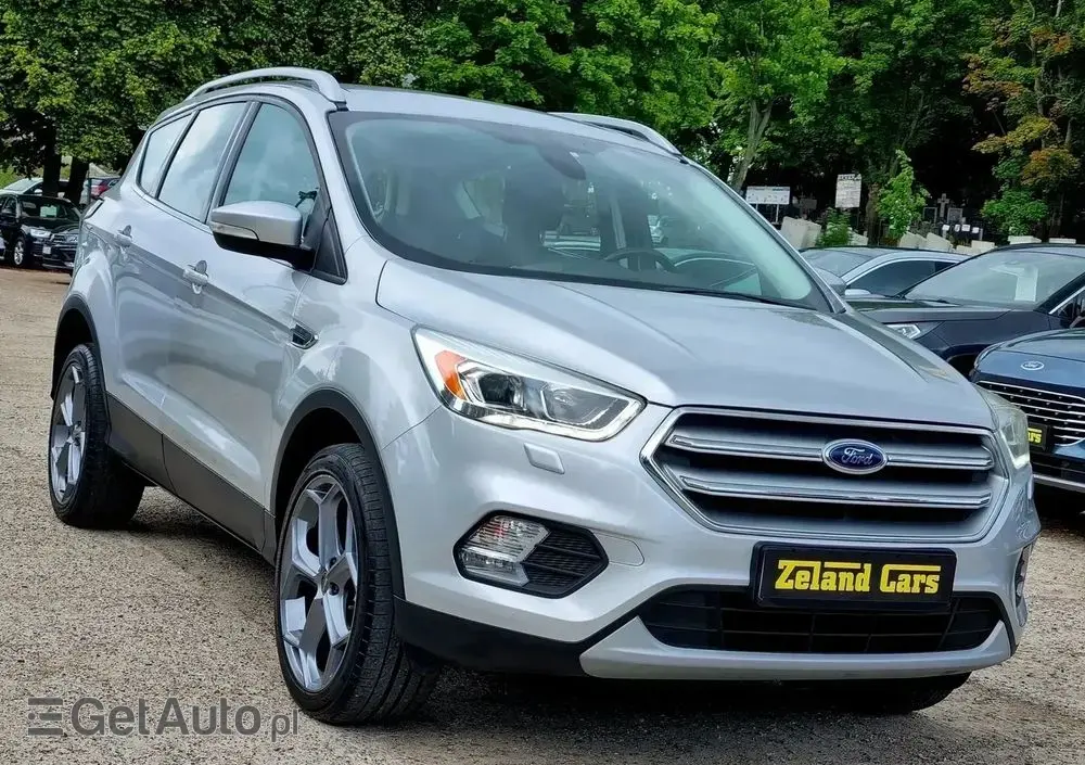 FORD Kuga 1.5 EcoBlue TITANIUM