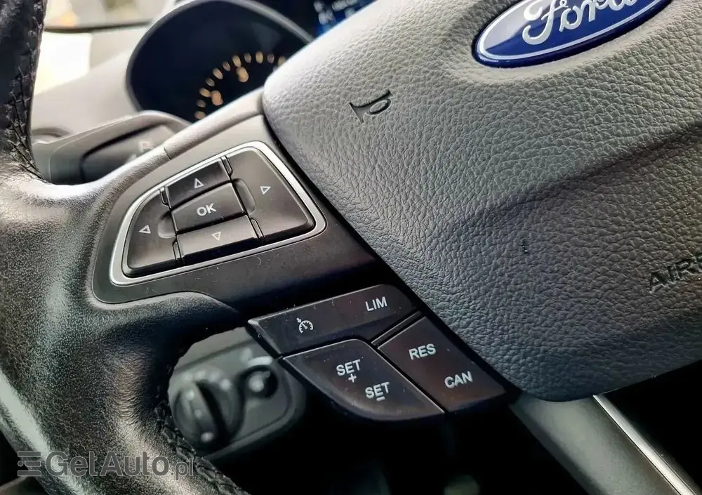 FORD Kuga 1.5 EcoBlue TITANIUM