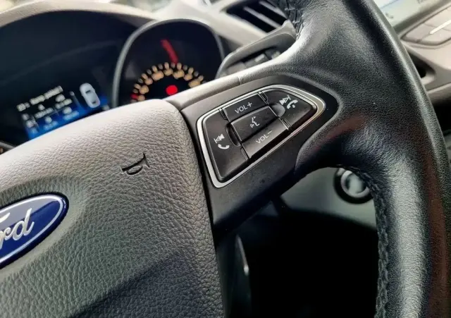 FORD Kuga 1.5 EcoBlue TITANIUM