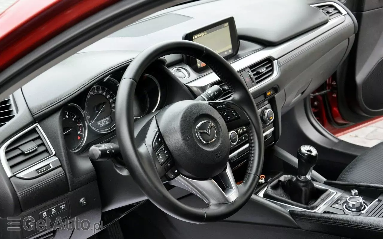 MAZDA 6 